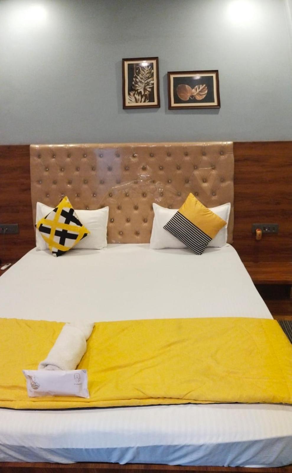 The Promise Hotel And Resort Tajpur الغرفة الصورة